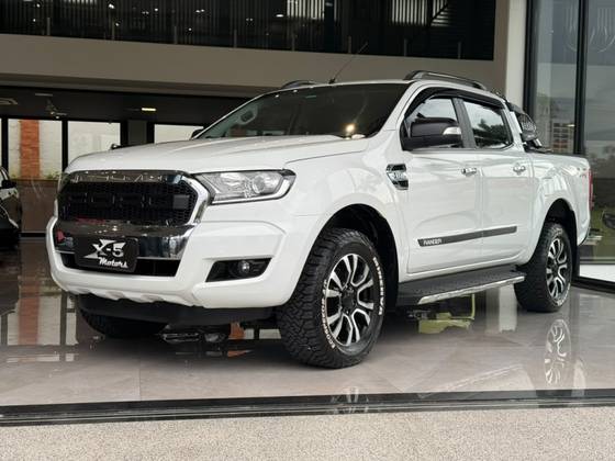 FORD RANGER 3.2 XLT 4X4 CD 20V DIESEL 4P AUTOMÁTICO FORD RANGER 3.2 XLT 4X4 CD 20V DIESEL 4P AUTOMÁTICO